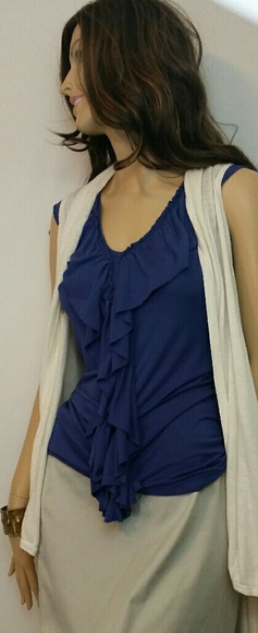 Purple Top with Ruffles - Picture 2 of 4